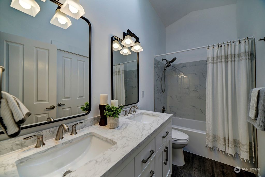 Photo of 3001 NE 130th Street, Seattle, WA 98125 (MLS # 2243860)
