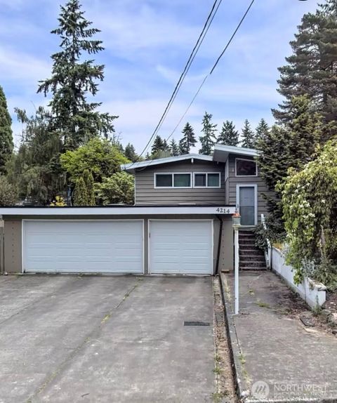 Photo of 4214 145th Avenue SE, Bellevue, WA 98006 (MLS # 2427161) Photo of 4214 145th Avenue SE, Bellevue, WA 98006 (MLS # 2427161)