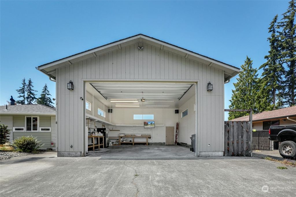 Photo of 4623 109th Place NE, Marysville, WA 98271 (MLS # 2278796)
