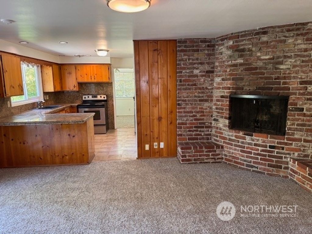 listing image 9363512159730197547