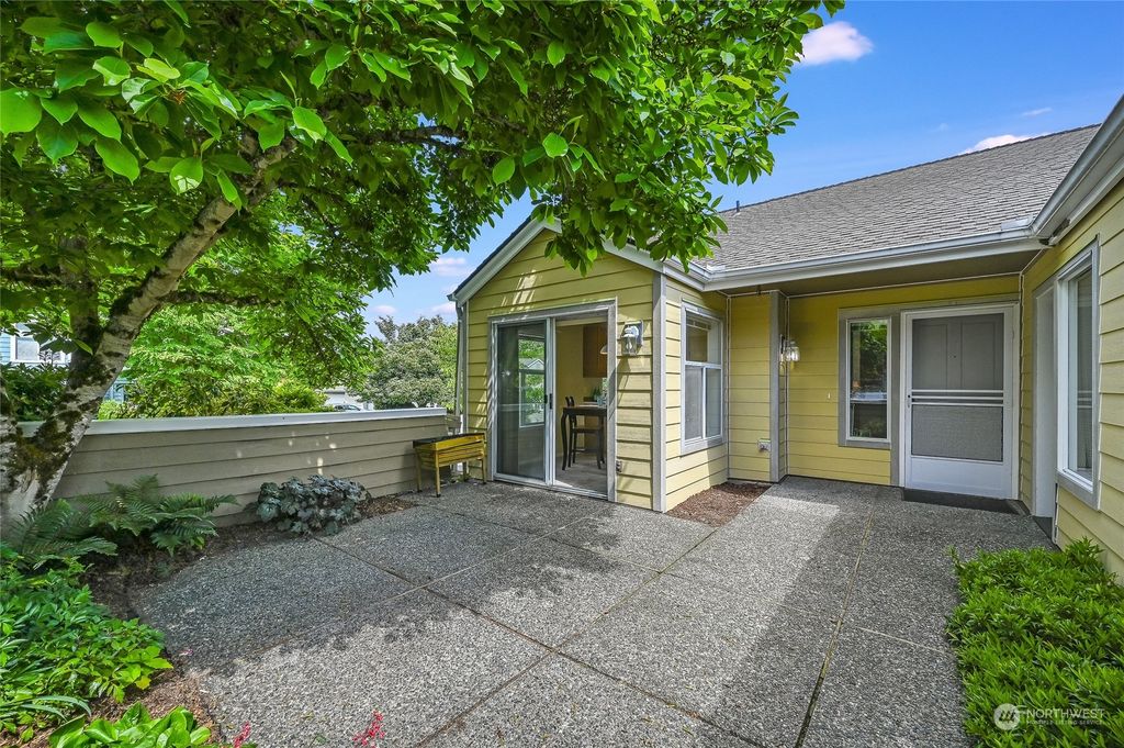 Photo of 3670 225th Place SE #2322, Issaquah, WA 98029 (MLS # 2071565)