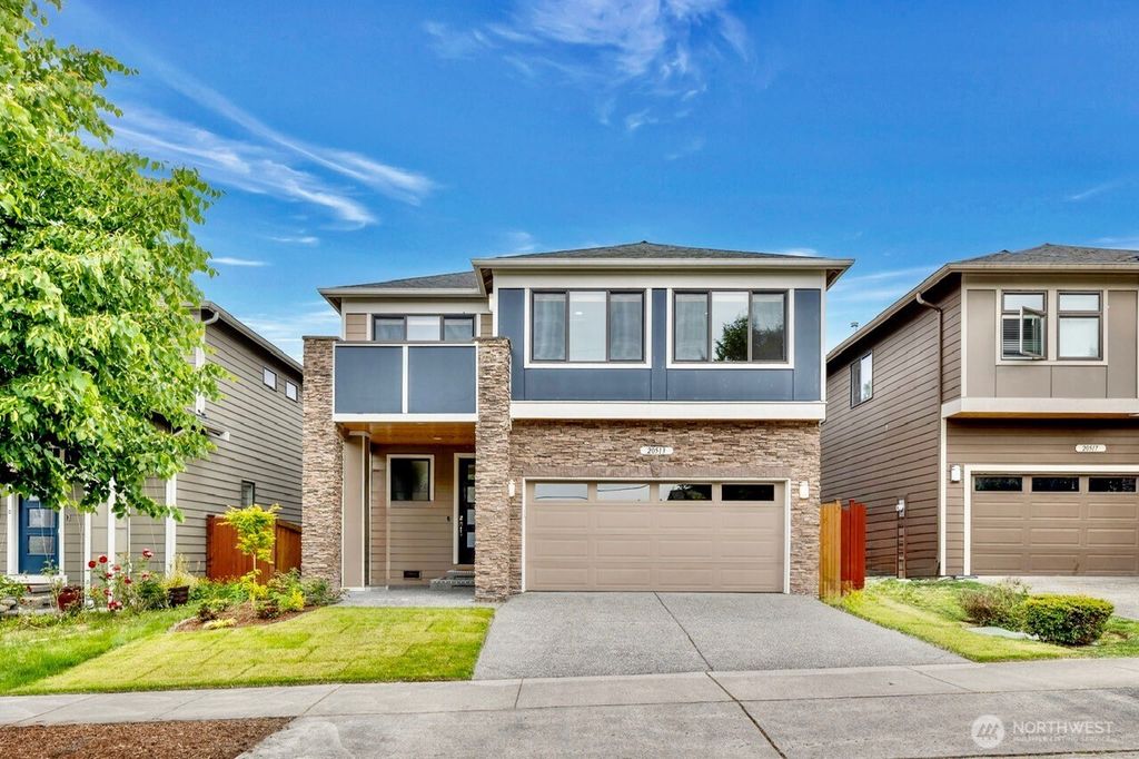Photo of 20513 Richmond Road Rd, Bothell, WA 98012 (MLS # 2531542)