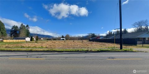 909 N Fruitdale Road Sedro Woolley WA 98284