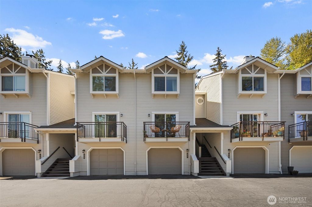 Photo of 12731 NE 171st Lane, Woodinville, WA 98072 (MLS # 2371173)