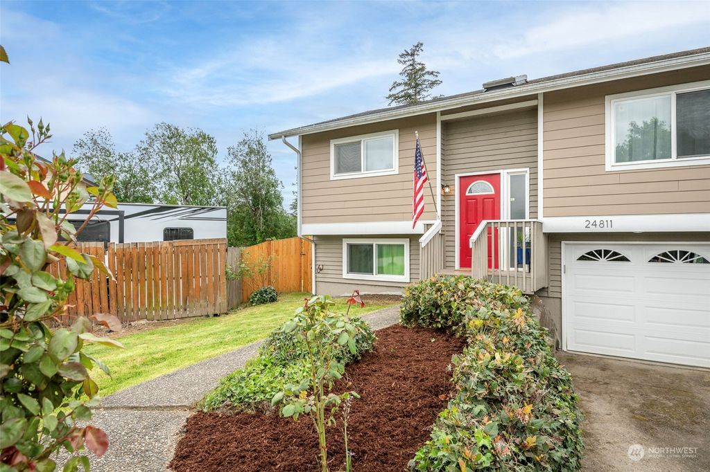 Photo of 24811 14th Court S, Des Moines, WA 98198 (MLS # 2239454)