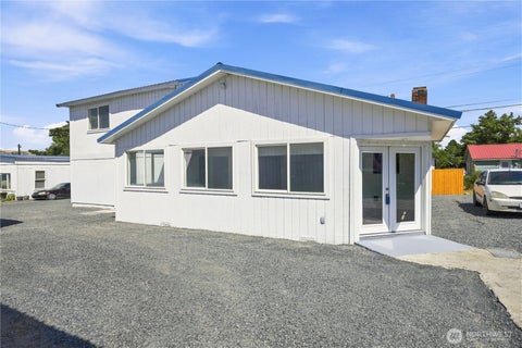 Photo of 40 Cherry Street S, Soap Lake, WA 98851 (MLS # 2554379)