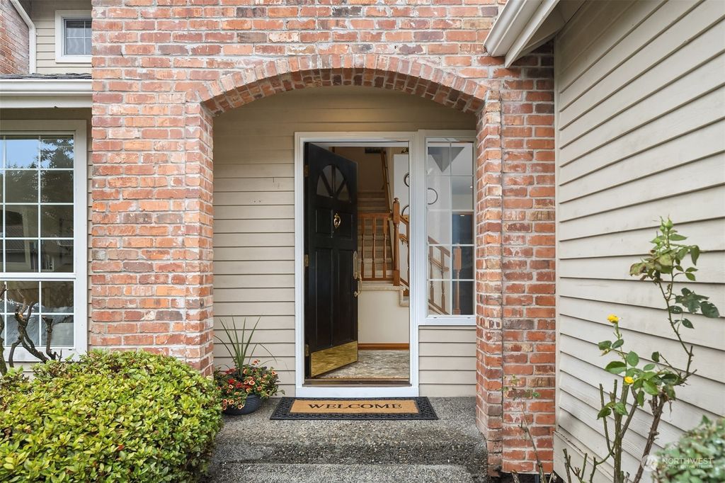 Photo of 15013 92nd Place NE, Bothell, WA 98011 (MLS # 2146813)