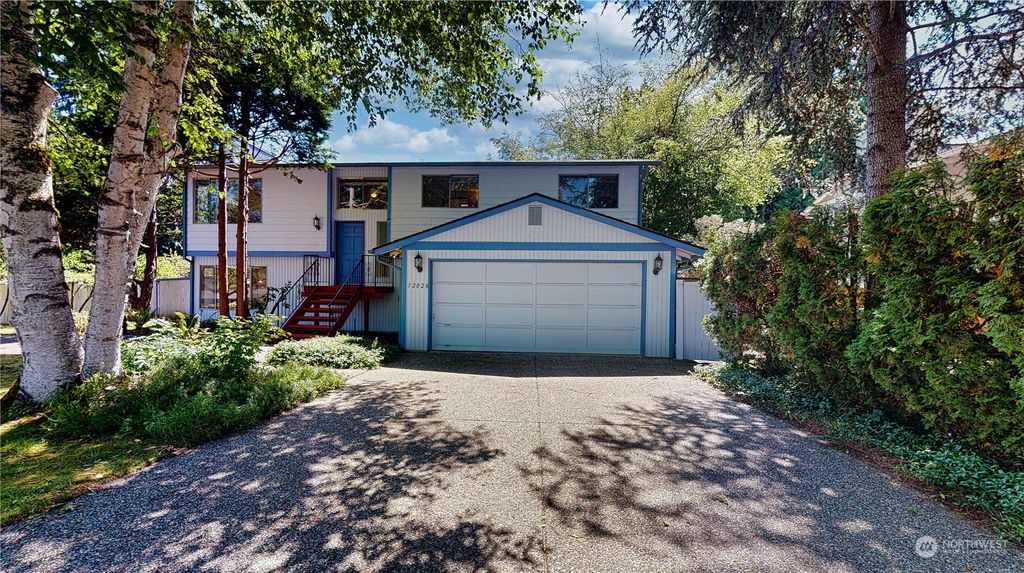 Photo of 12028 26th Street NE, Lake Stevens, WA 98258 (MLS # 2250293)
