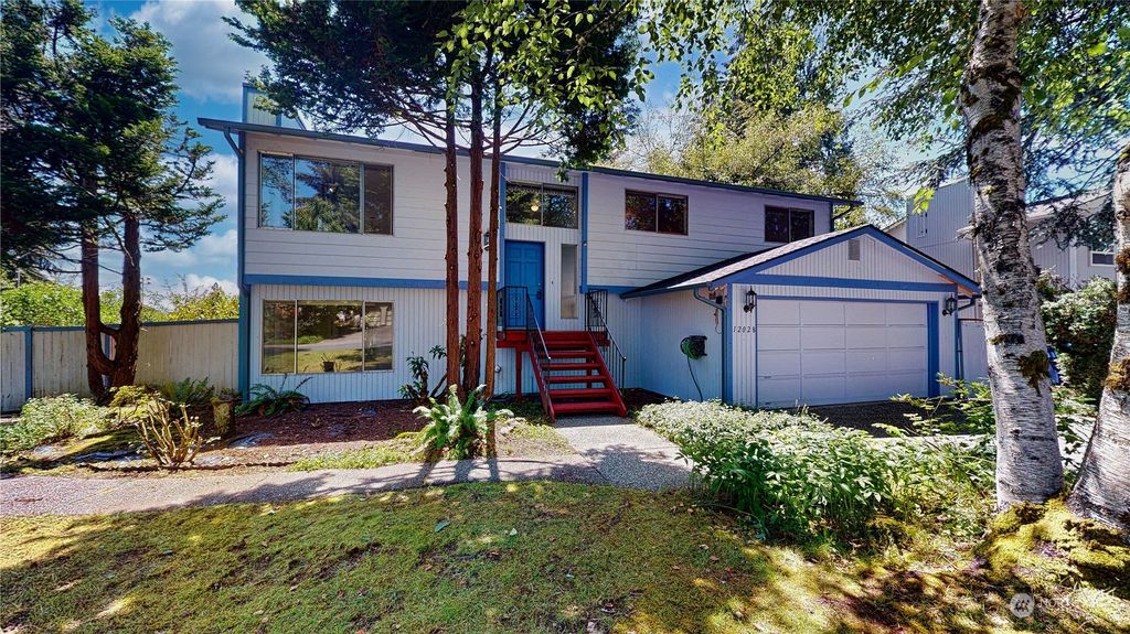 Photo of 12028 26th Street NE, Lake Stevens, WA 98258 (MLS # 2250293)