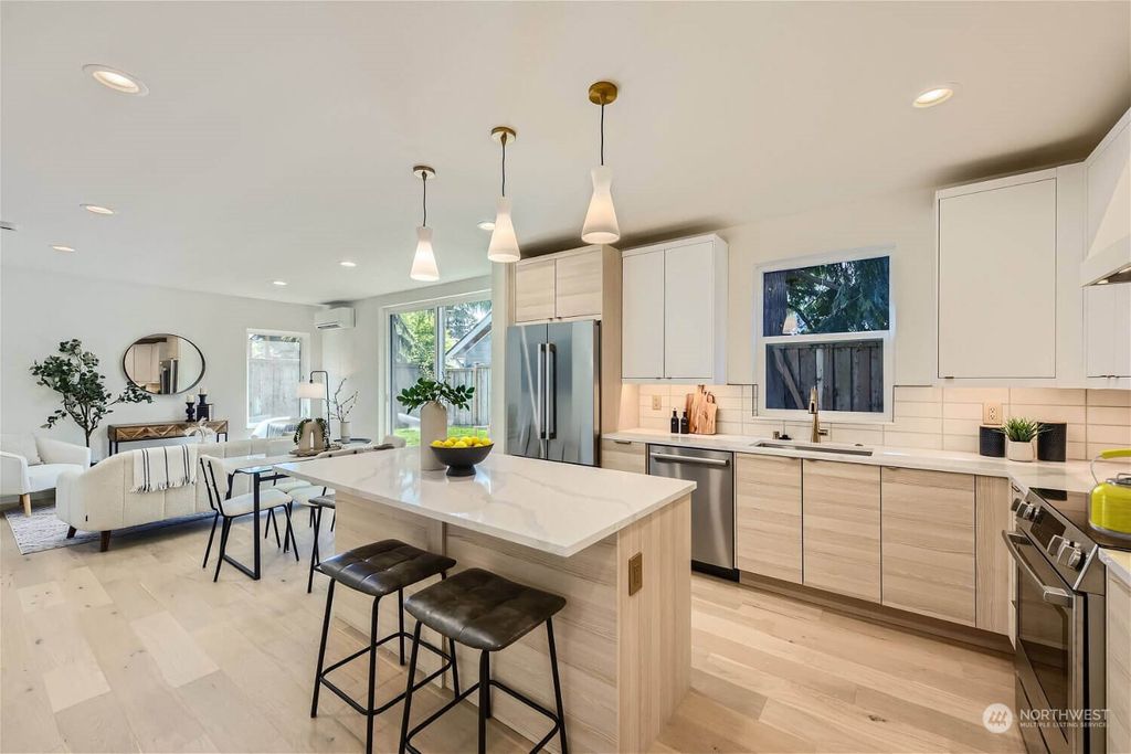 Photo of 7031 25th Avenue NW, Seattle, WA 98117 (MLS # 2231527)