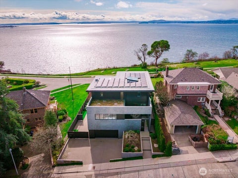 Photo of 1914 Magnolia Boulevard W, Seattle, WA 98199 (MLS # 2492720)
