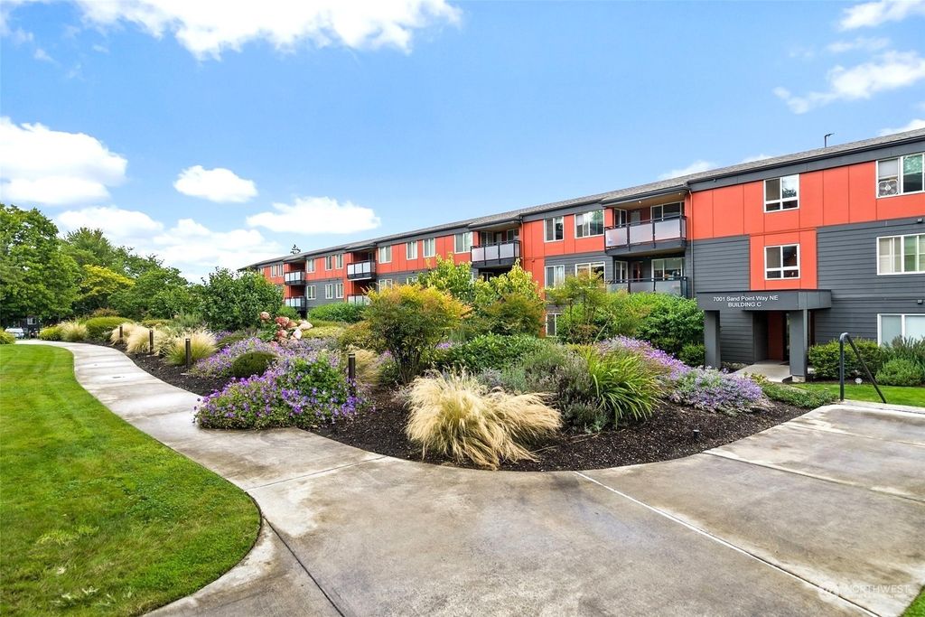 Photo of 7001 Sandpoint Way NE #C404, Seattle, WA 98115 (MLS # 2297497)