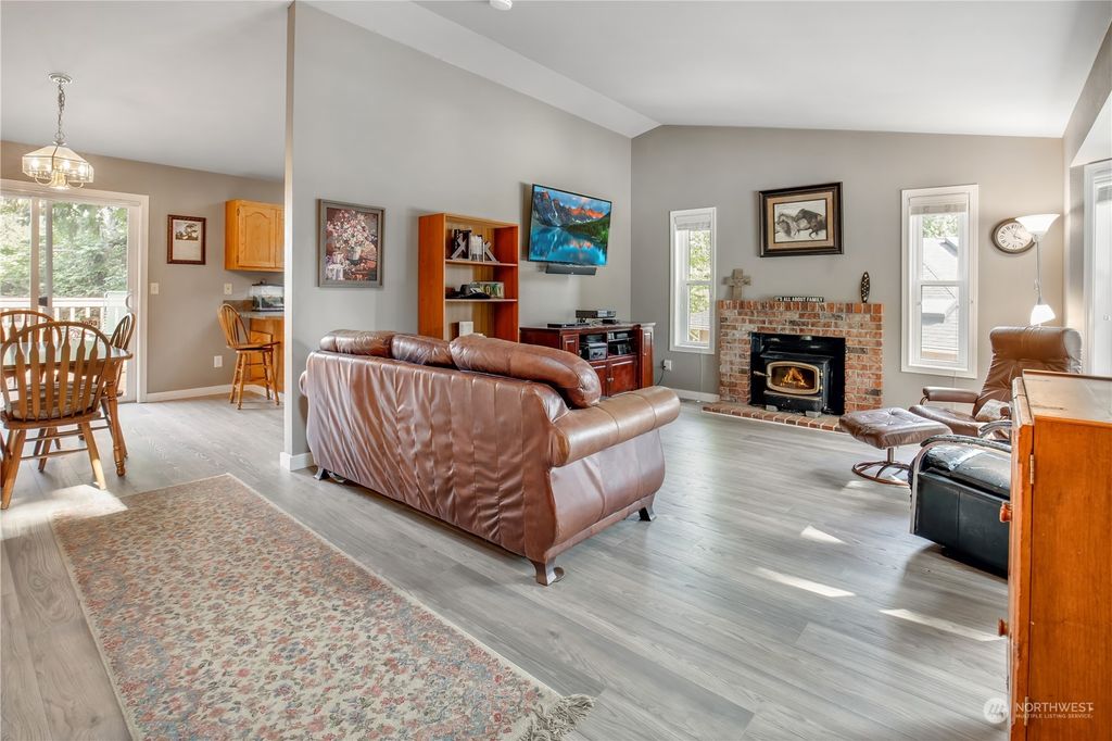Photo of 4521 131st Street SE, Everett, WA 98208 (MLS # 2076422)