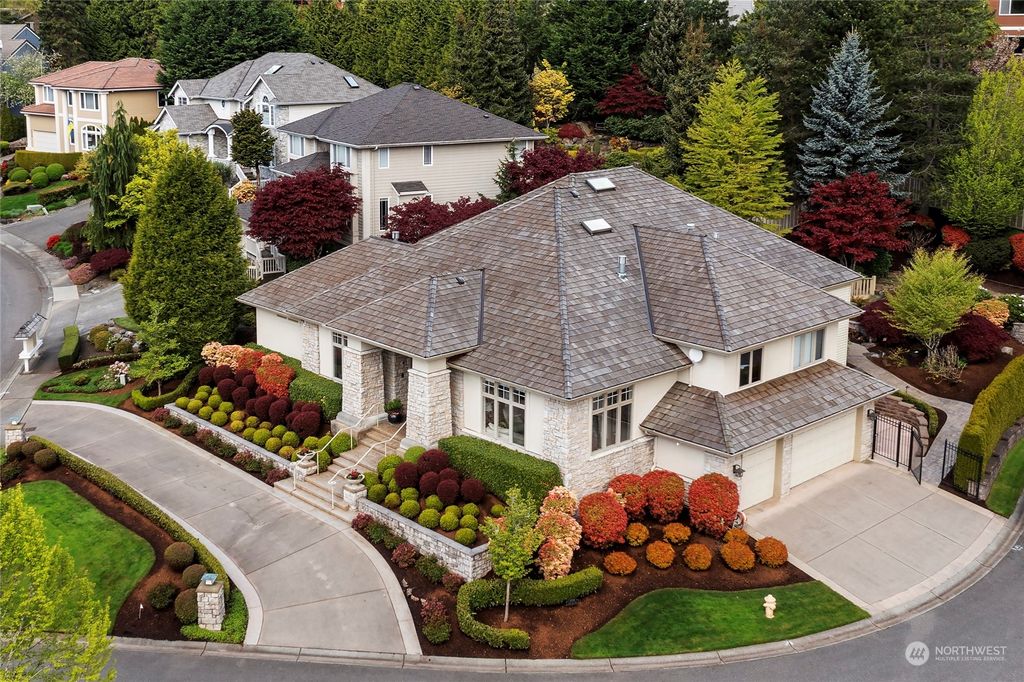 Photo of 6538 156th Avenue SE, Bellevue, WA 98006 (MLS # 2027703)