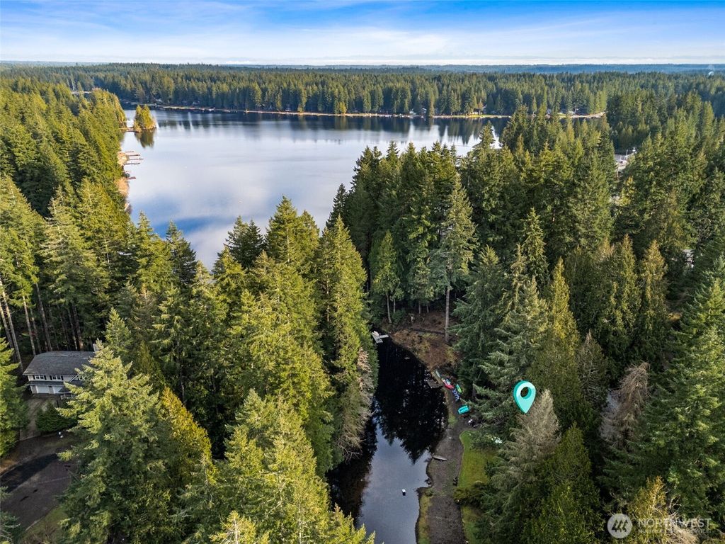 Photo of 1030 E Saint Andrews Street, Shelton, WA 98584 (MLS # 2478199)