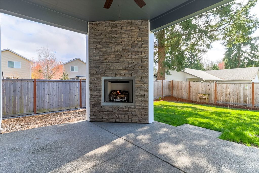 Photo of 15543 Bergh Court SE, Yelm, WA 98597 (MLS # 2487169)