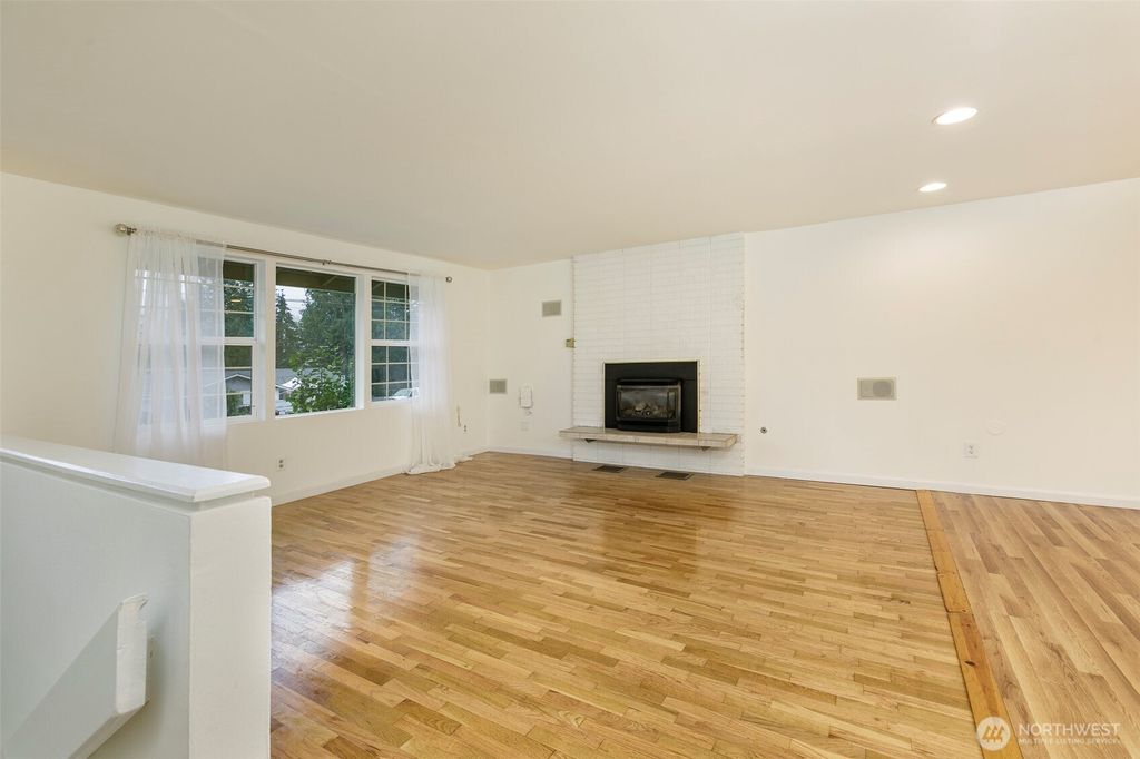 Photo of 5806 96th Drive SE, Snohomish, WA 98290 (MLS # 2460144)