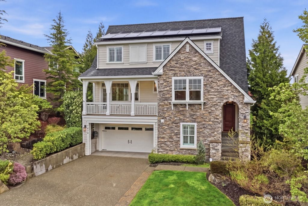 Photo of 7424 Pinnacle Place SE, Snoqualmie, WA 98065 (MLS # 2506752)