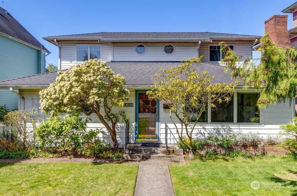 Photo of 1606 Rucker Avenue, Everett, WA 98201 (MLS # 2062180)
