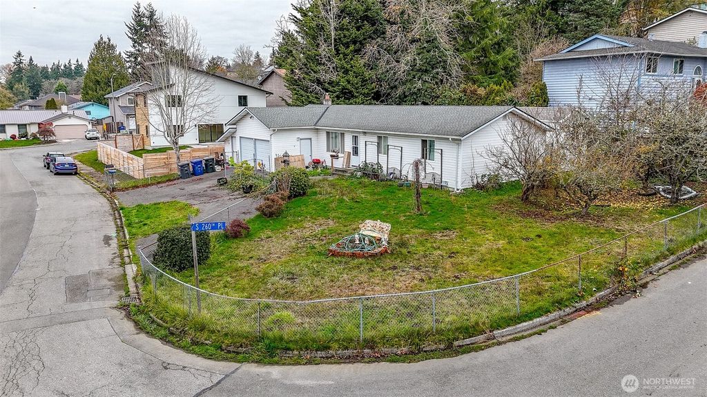 Photo of 25916 14th Place S, Des Moines, WA 98198 (MLS # 2459442)