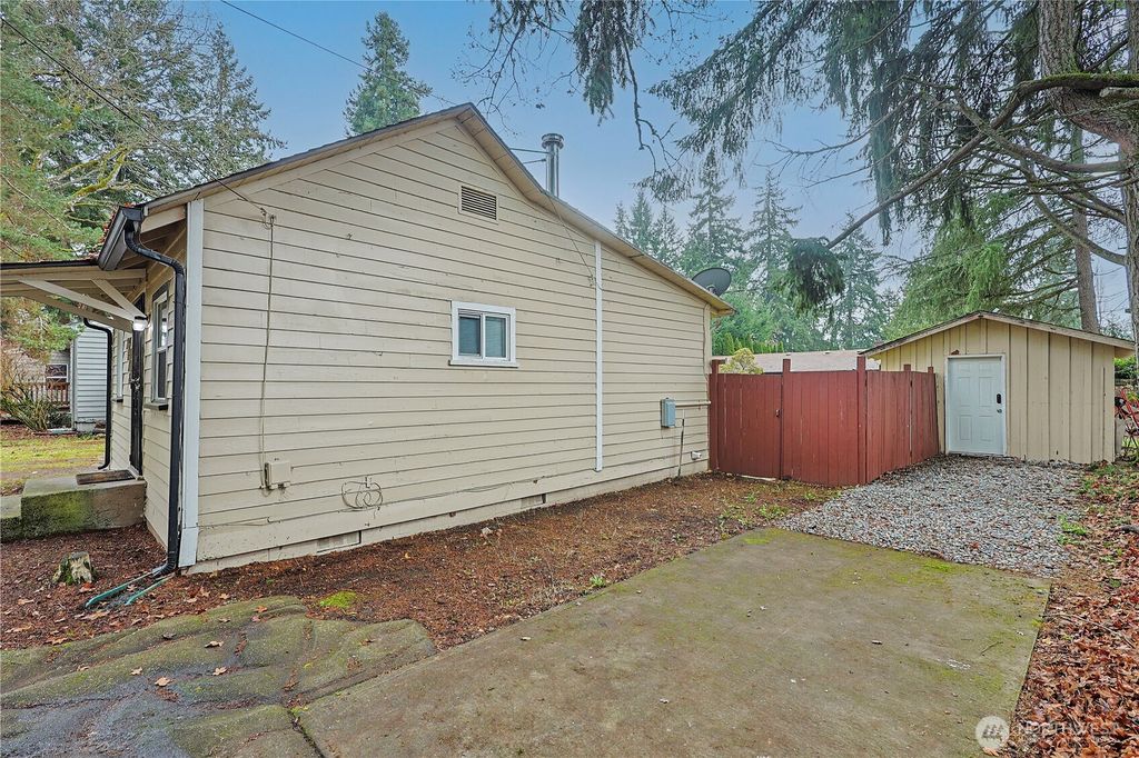 Photo of 6412 Patton Avenue SW, Lakewood, WA 98499 (MLS # 2459468)