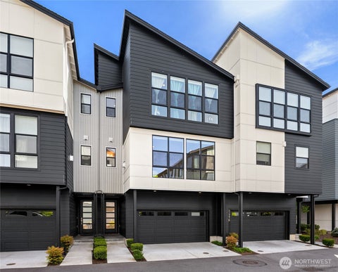 Photo of 21907 25th St AVE SE #Unit C, Bothell, WA 98021 (MLS # 2555634)