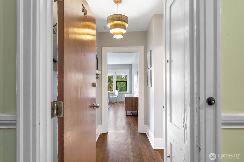 Photo of 1136 13th Avenue #305, Seattle, WA 98122 (MLS # 2446338)