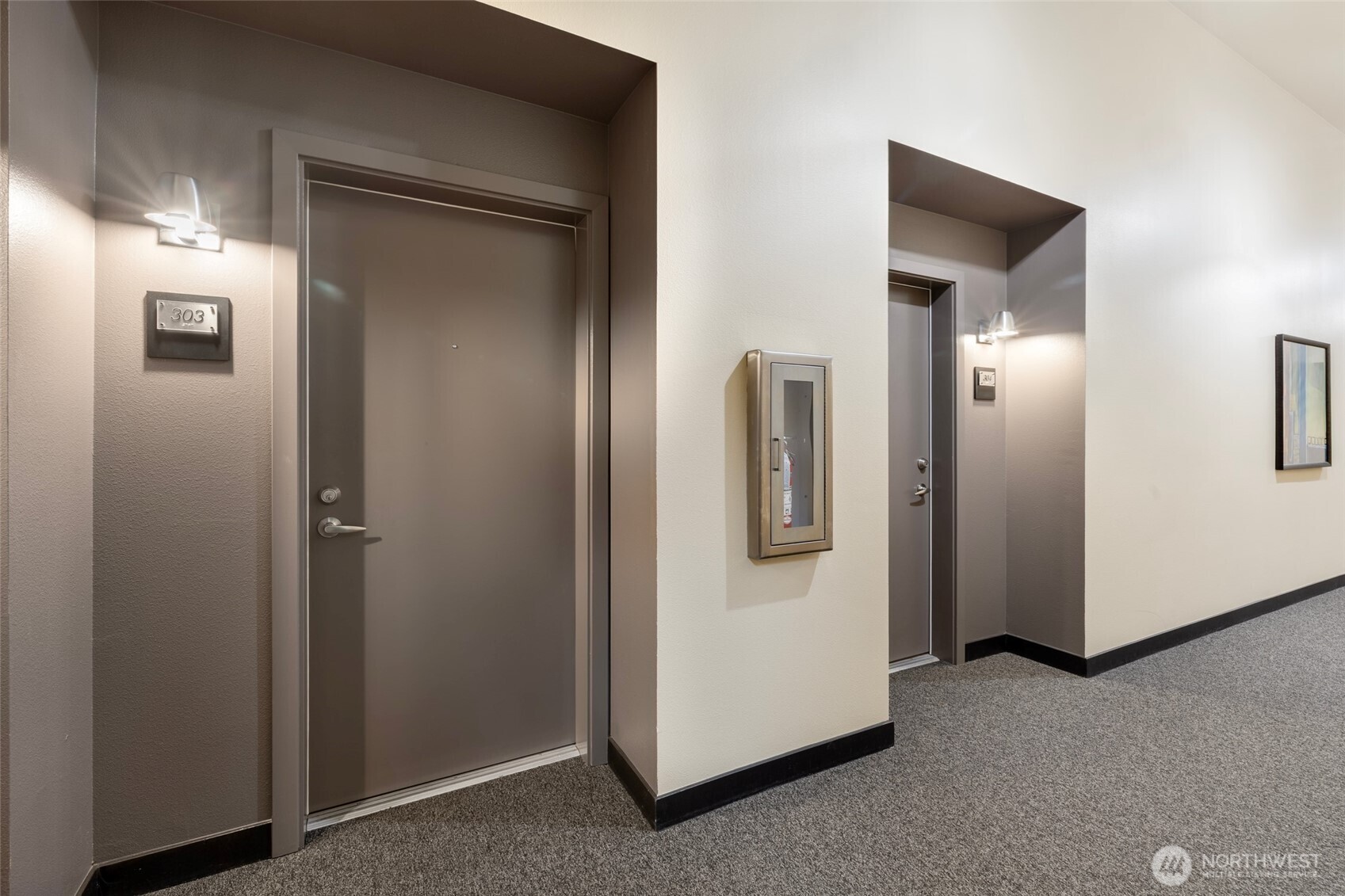 4422 Bagley Avenue N 303