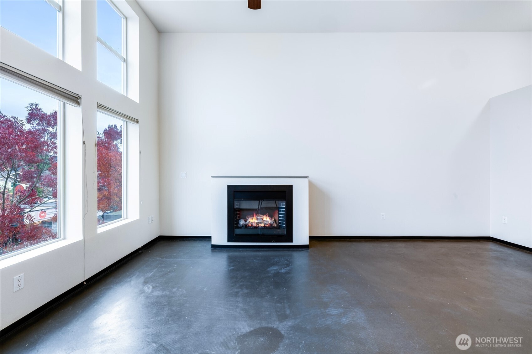 4422 Bagley Avenue N 303