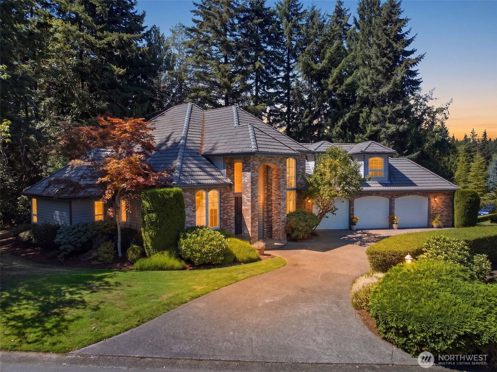 Photo of 4606 Saddleback Drive NW, Gig Harbor, WA 98332 (MLS # 2568507)