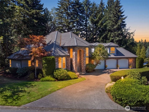 Photo of 4606 Saddleback Drive NW, Gig Harbor, WA 98332 (MLS # 2568507)