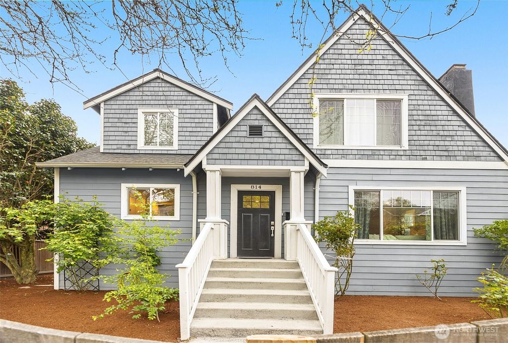Photo of 814 23rd Avenue E, Seattle, WA 98112 (MLS # 2514543)