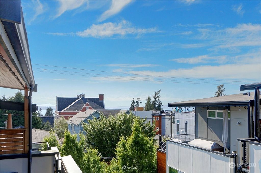 Photo of 4254 SW Myrtle Street, Seattle, WA 98136 (MLS # 2077193)