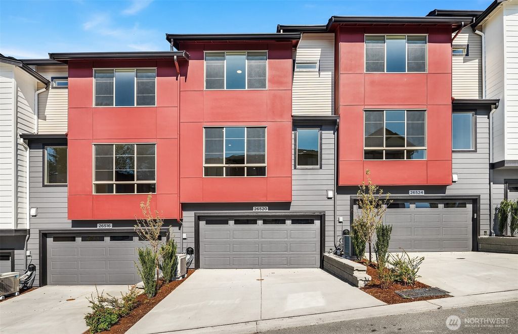 Photo of 26520 NE 143rd Circle N #28-C, Duvall, WA 98019 (MLS # 2370062)