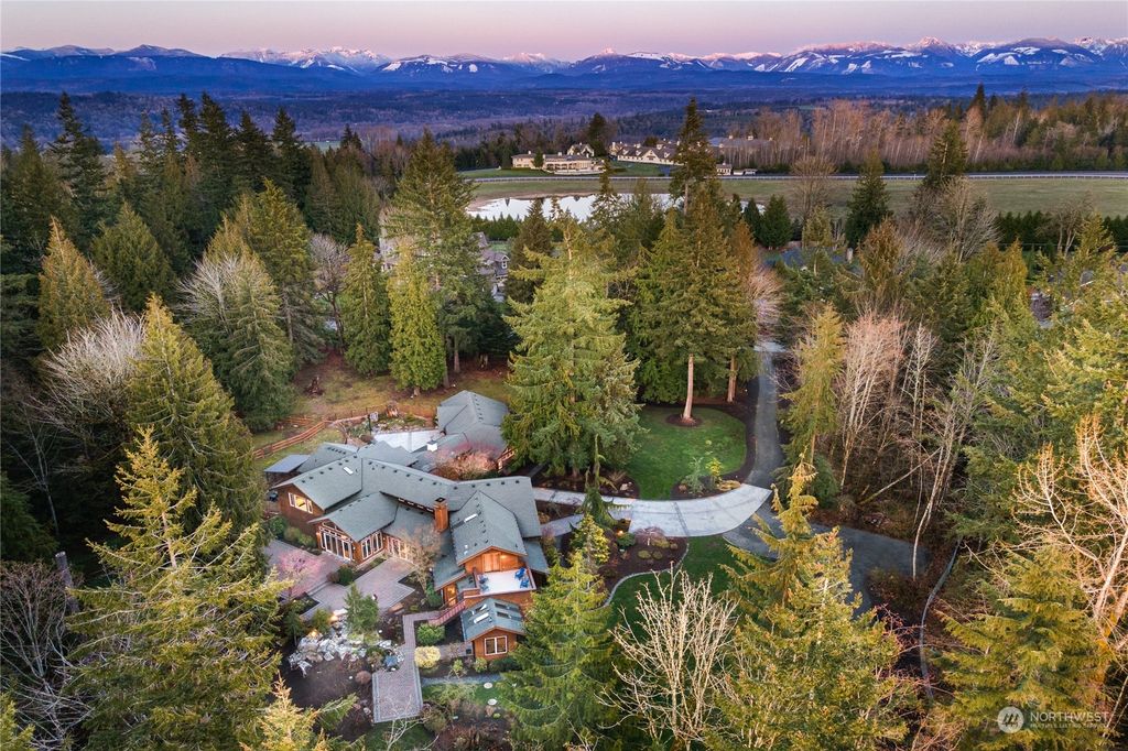 Photo of 7325 259th Place NE, Redmond, WA 98053 (MLS # 2052160)