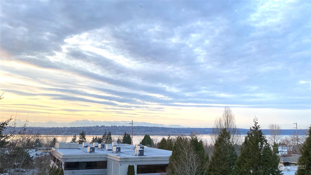 Photo of 6703 110th Avenue NE #C-3, Kirkland, WA 98033 (MLS # 2039047)