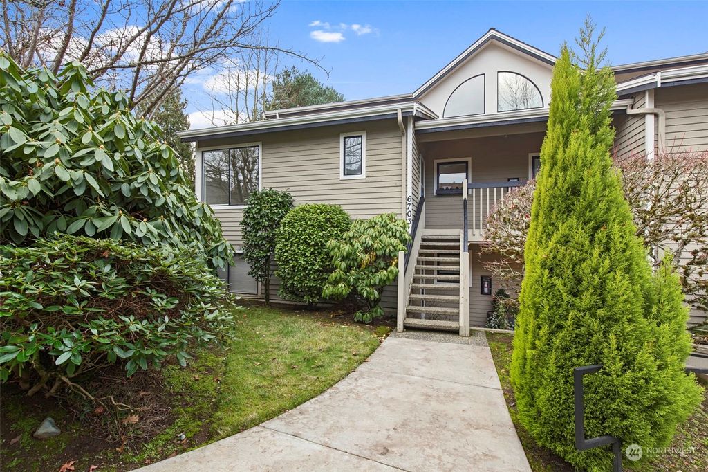 Photo of 6703 110th Avenue NE #C-3, Kirkland, WA 98033 (MLS # 2039047)