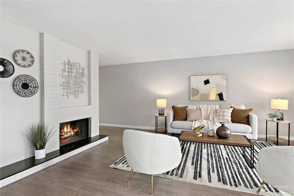 Photo of 3224 80th Avenue SE #2, Mercer Island, WA 98040 (MLS # 1996103)