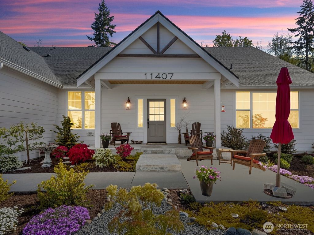 Photo of 11407 73rd Avenue NE, Arlington, WA 98223 (MLS # 2508957)