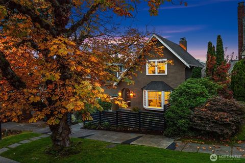 Photo of 1229 9th Avenue W, Seattle, WA 98119 (MLS # 2452916)