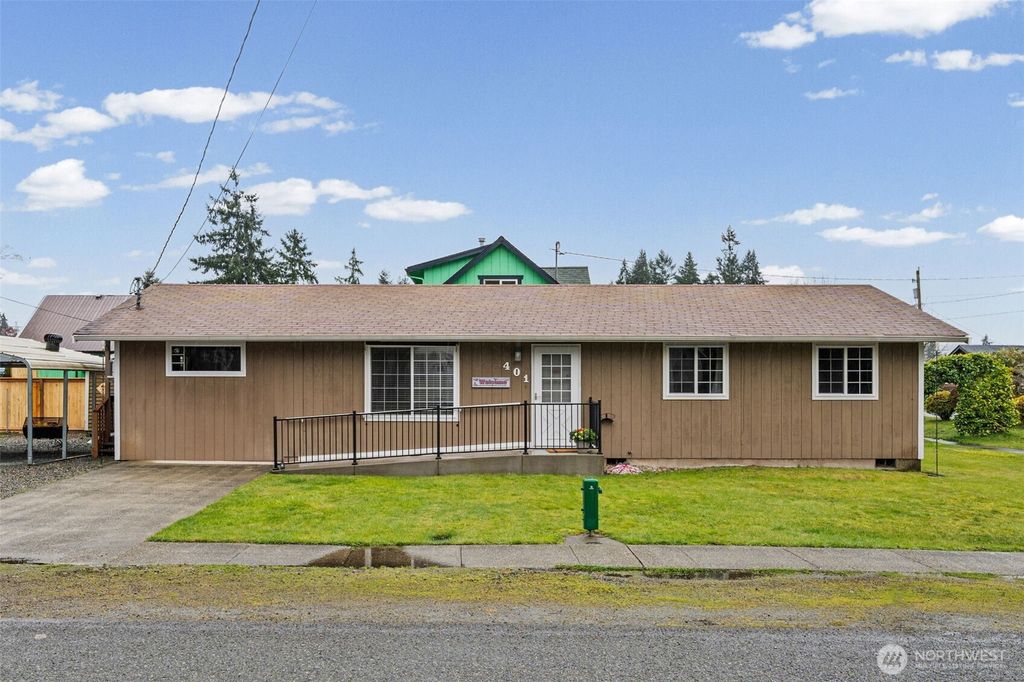 Photo of 401 Mill Avenue SE, Orting, WA 98360 (MLS # 2501590)