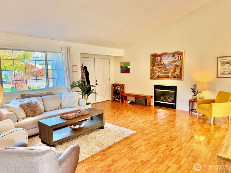 8190 Skagit Way