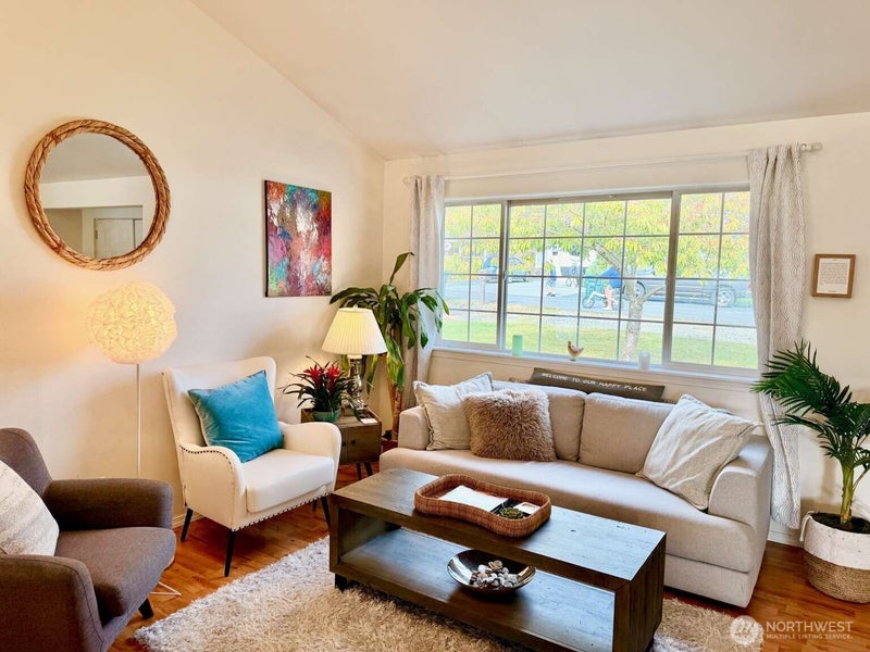 8190 Skagit Way