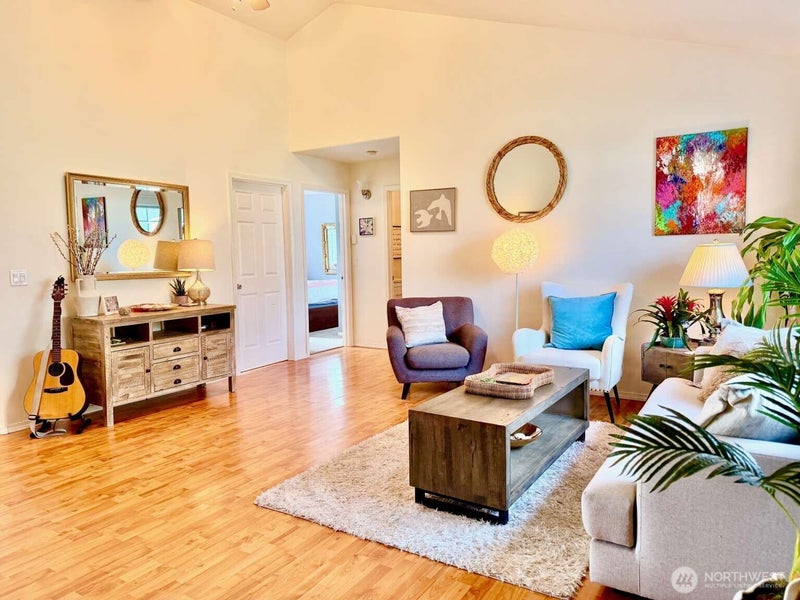 8190 Skagit Way