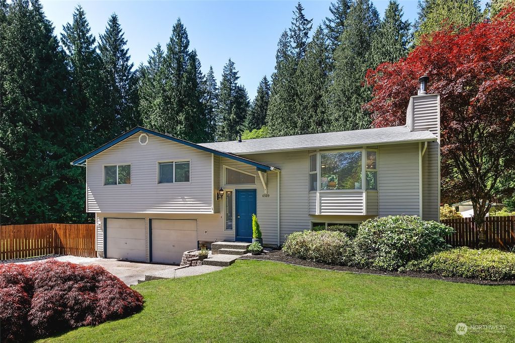 Photo of 6509 210th Avenue NE, Redmond, WA 98053 (MLS # 2065327)