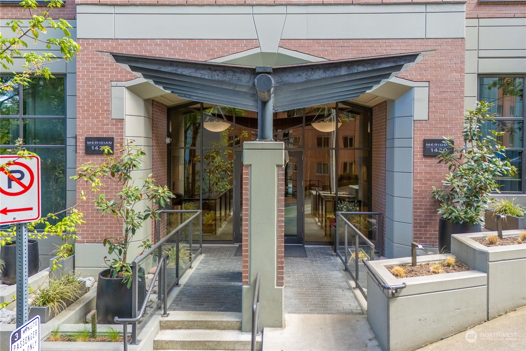 1420 Terry Avenue 2201