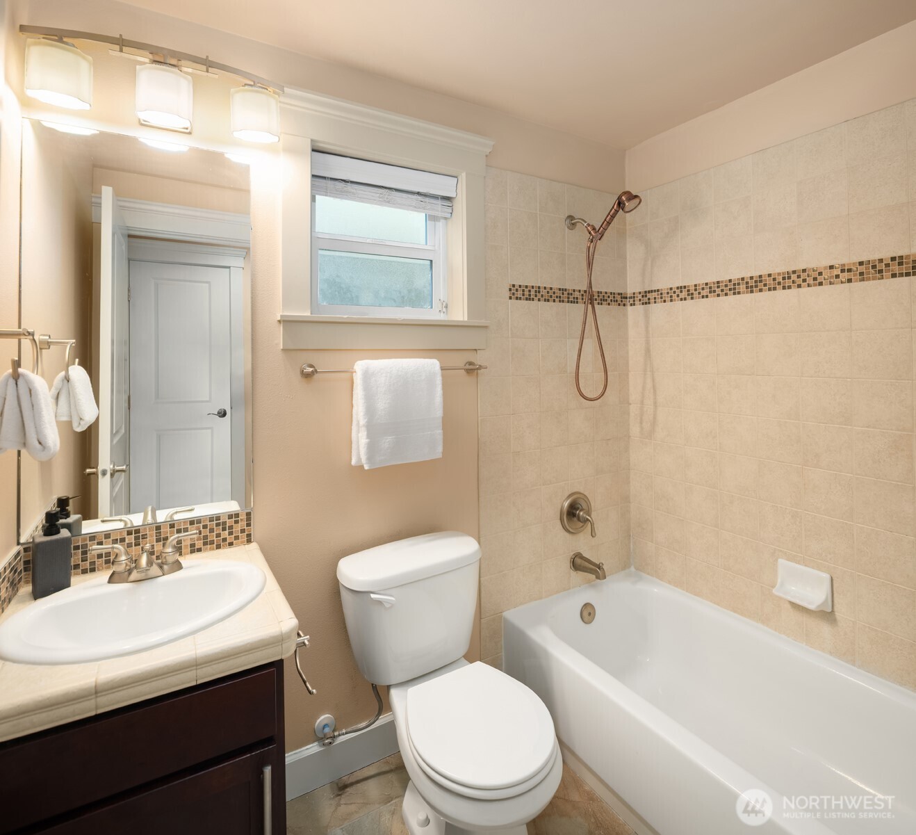 3411 21st Avenue W A