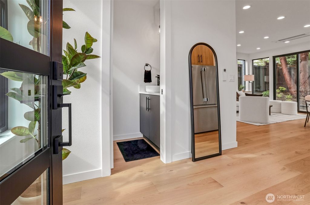 Photo of 1122 NW 61st Street, Seattle, WA 98107 (MLS # 2368309)