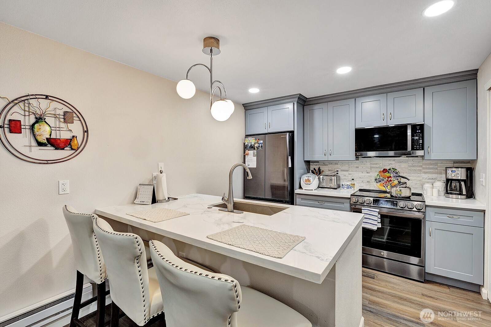 527 S 323rd Place 18c