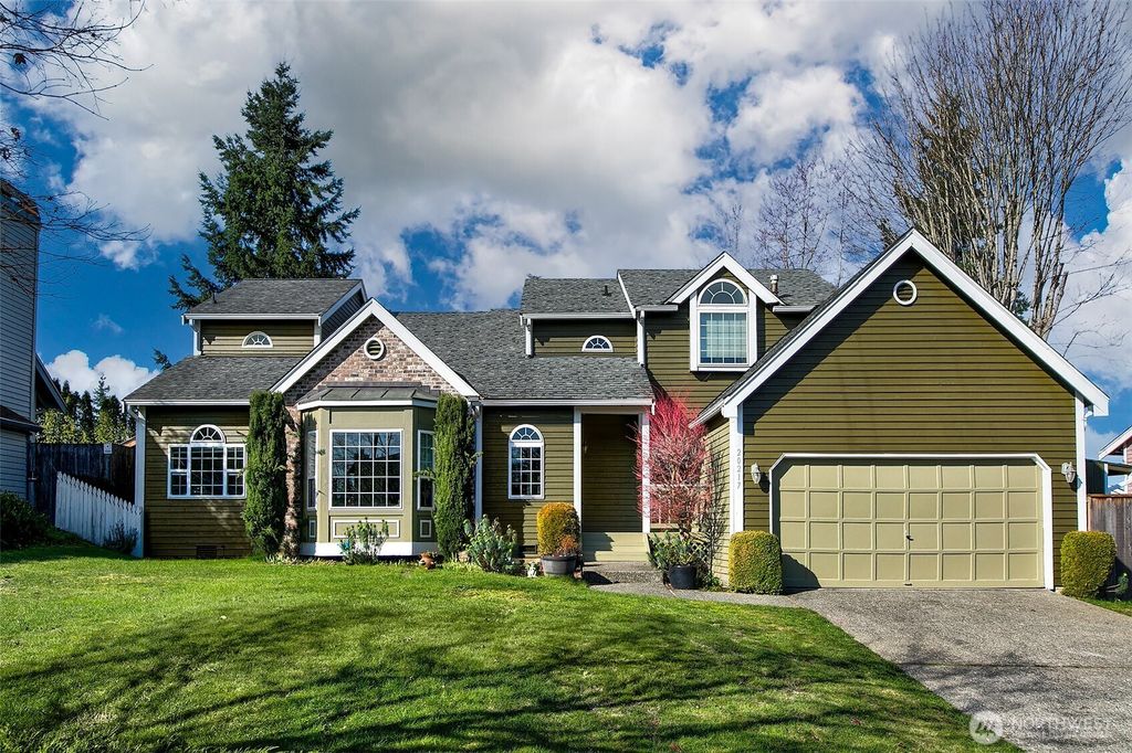 Photo of 20217 102nd Place SE, Kent, WA 98031 (MLS # 2483747)